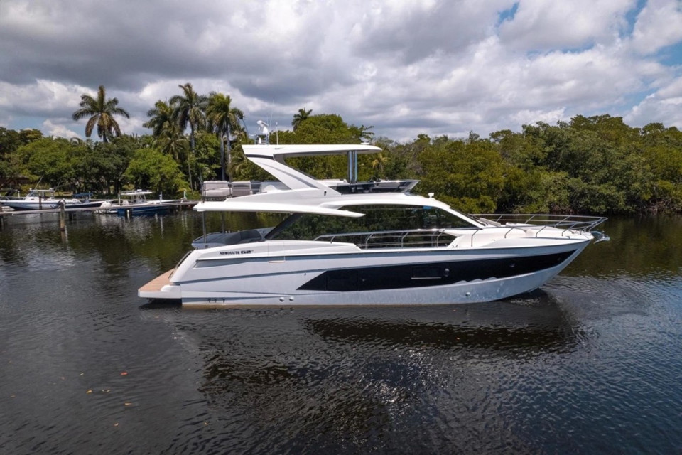 M/Y ABSOLUTE 62  Yacht #1