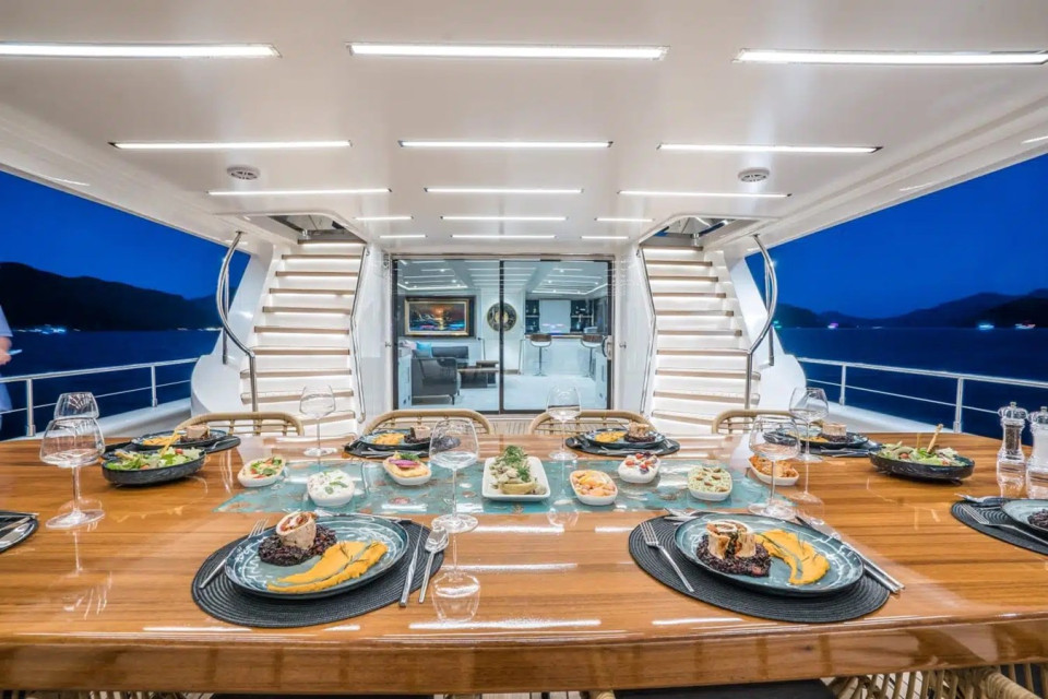 M/Y 39,1 M CUSTOM BUILD MOTOR YACHT Yacht #13