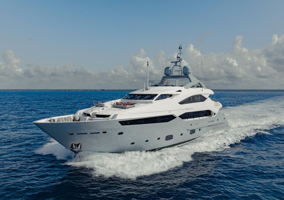 M/Y TAYRONA Yacht #11