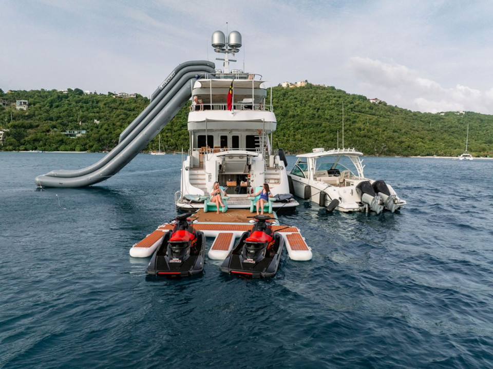 M/Y JUST ENOUGH Yacht #12