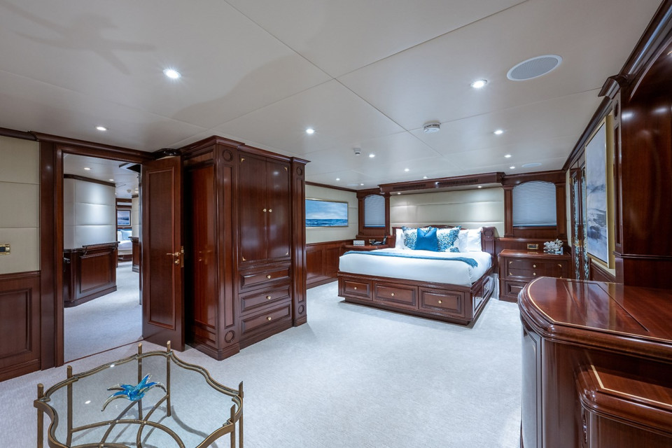 M/Y STARSHIP  Yacht #13