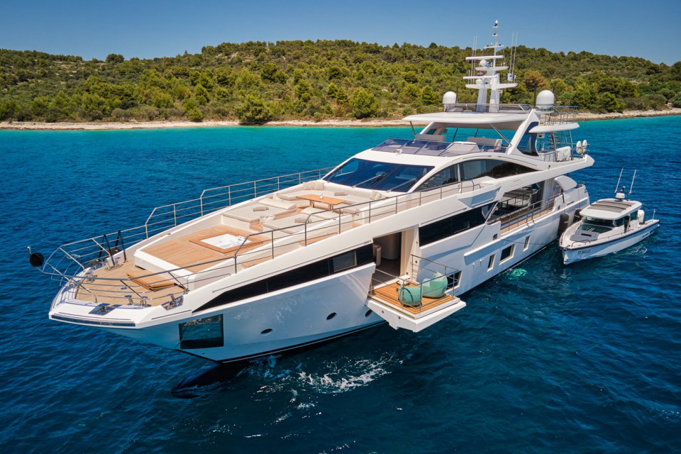 M/Y HEED  Yacht #1
