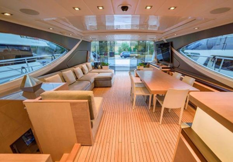 M/Y @LAST Yacht #5