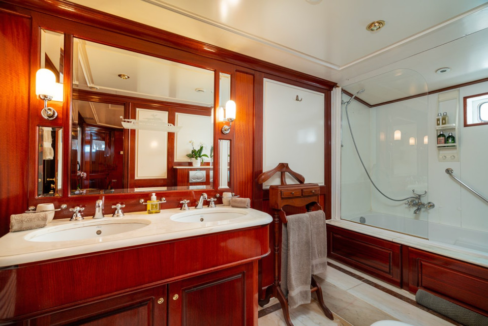 M/Y SEA LION Yacht #14