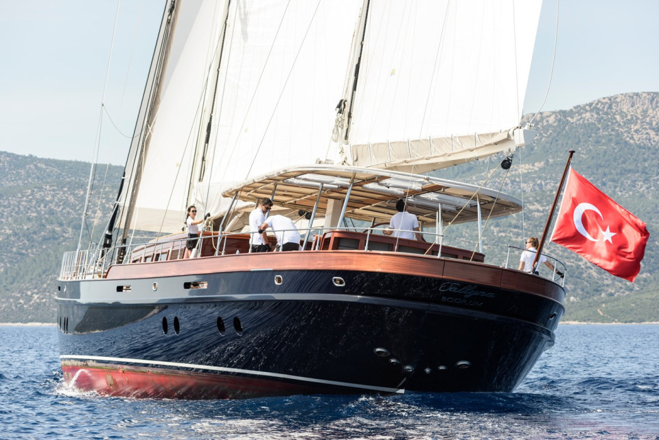 S/Y SALLYNA Yacht #12