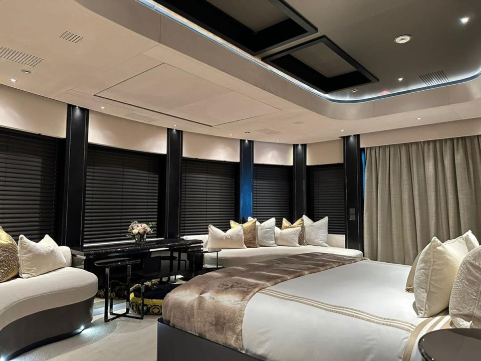 M/Y CASINO ROYALE Yacht #15