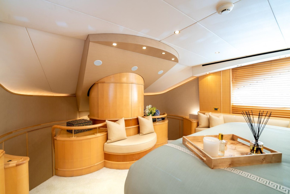 M/Y INSPIRED  Yacht #15