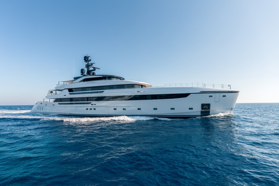 M/Y ALCHEMIST Yacht #1