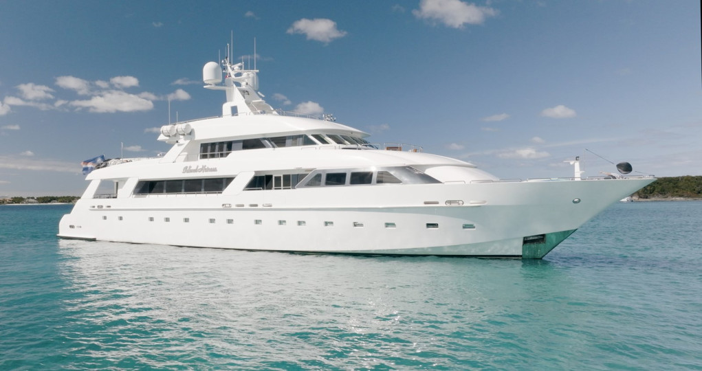 M/Y ISLAND HEIRESS Yacht #3