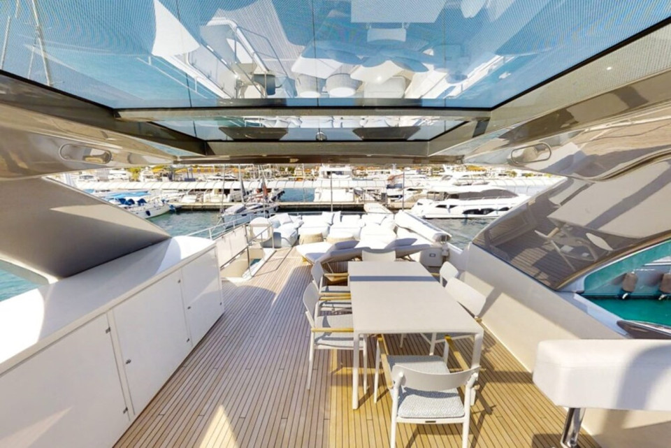 M/Y FERRETTI YACHTS 960 Yacht #12