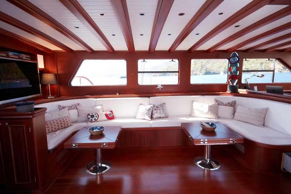 S/Y WHITE WINGS Yacht #6