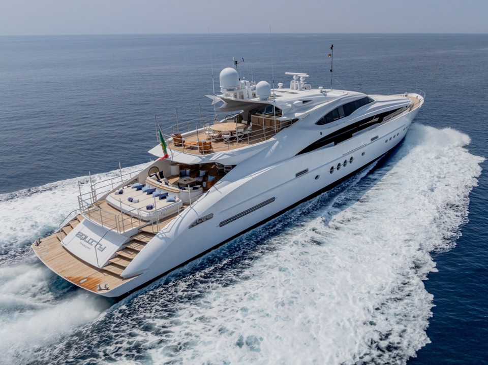 M/Y EQUITY Yacht #10