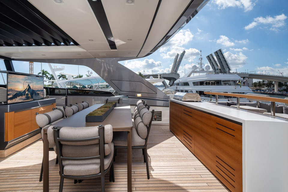 M/Y SL96A/764 Yacht #7