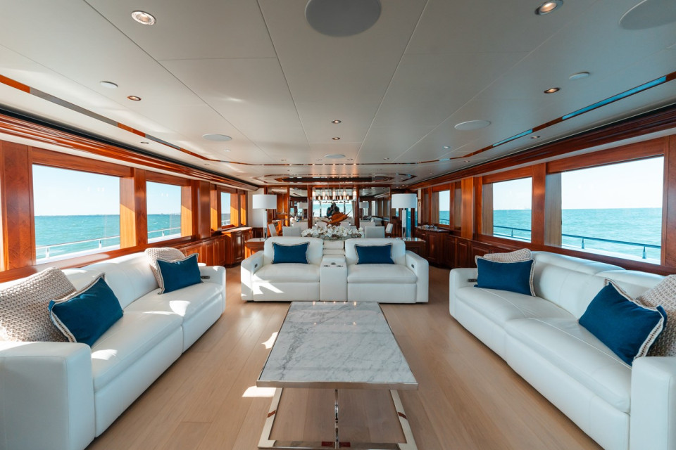M/Y BLUE TIME Yacht #4