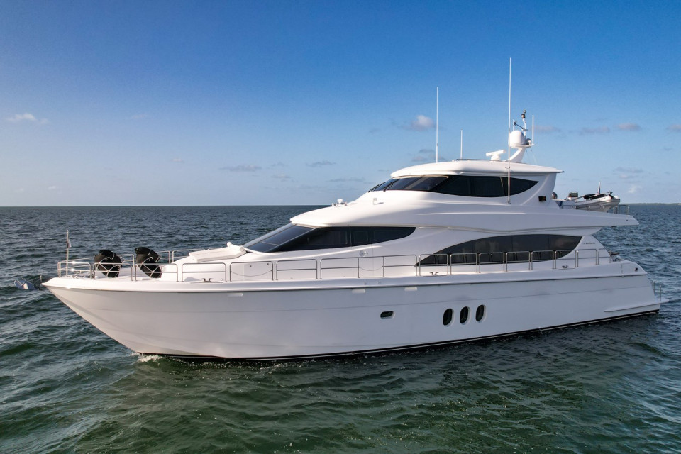 M/Y HATTERAS 80 MOTOR YACHT Yacht #8