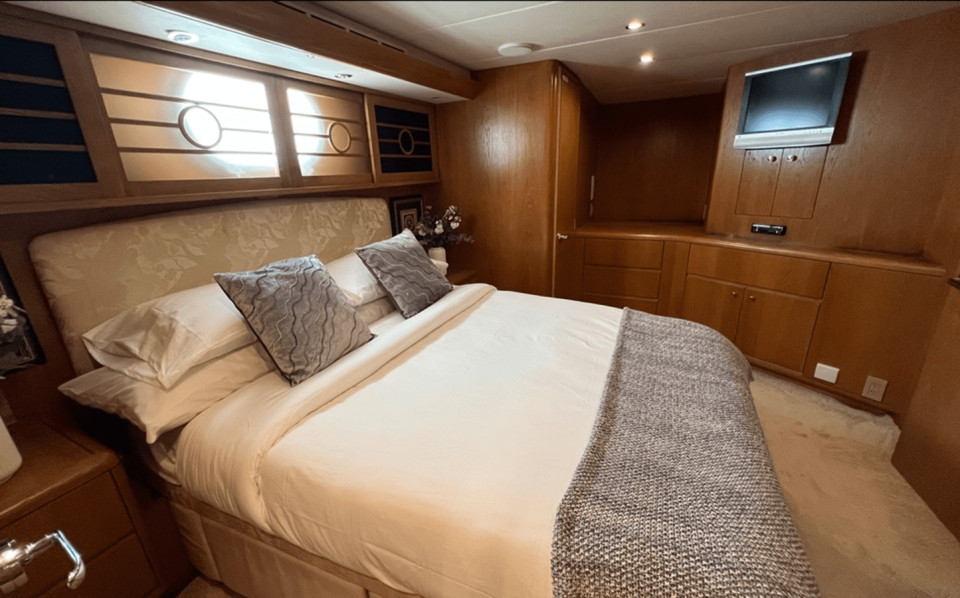 M/Y DAY DREAM IV Yacht #14
