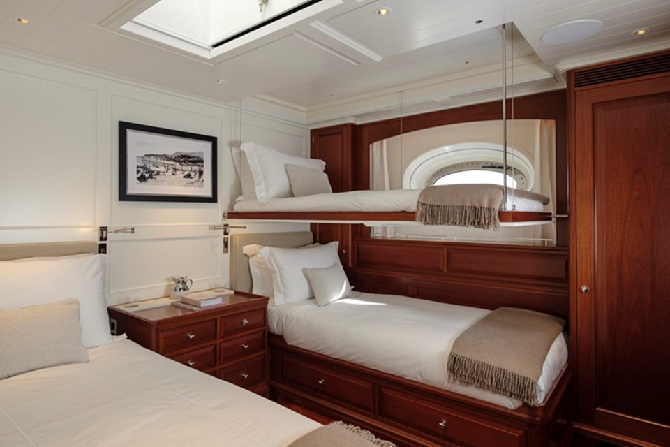 S/Y APSARA Yacht #14