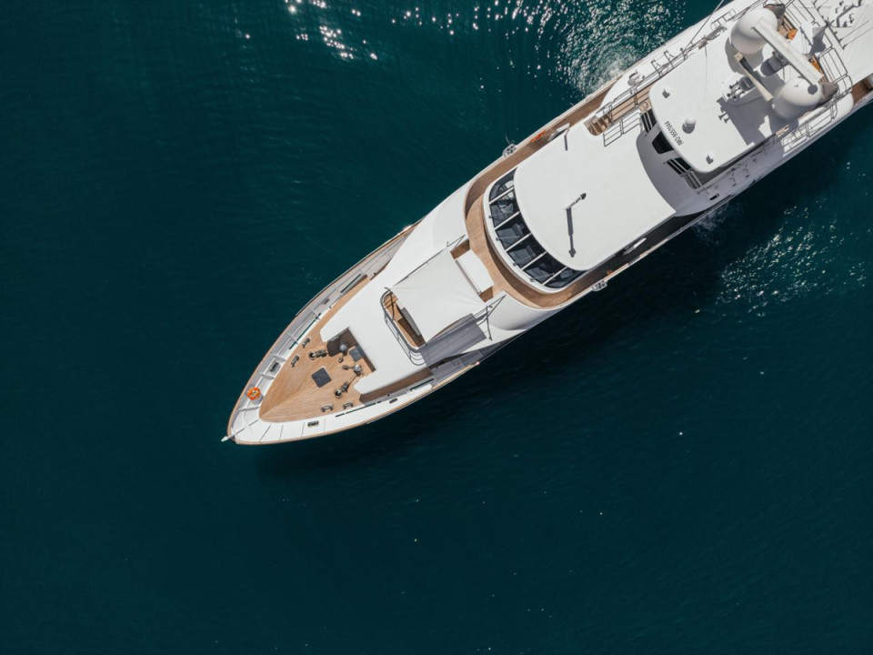 M/Y LADY IN BLUE Yacht #14