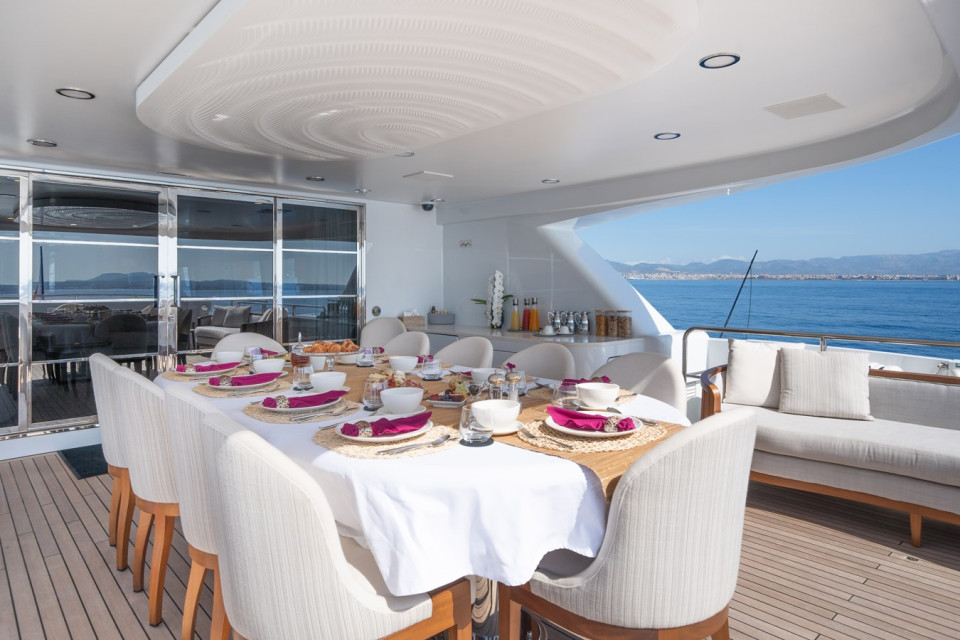 M/Y TITIAN PEARL Yacht #12