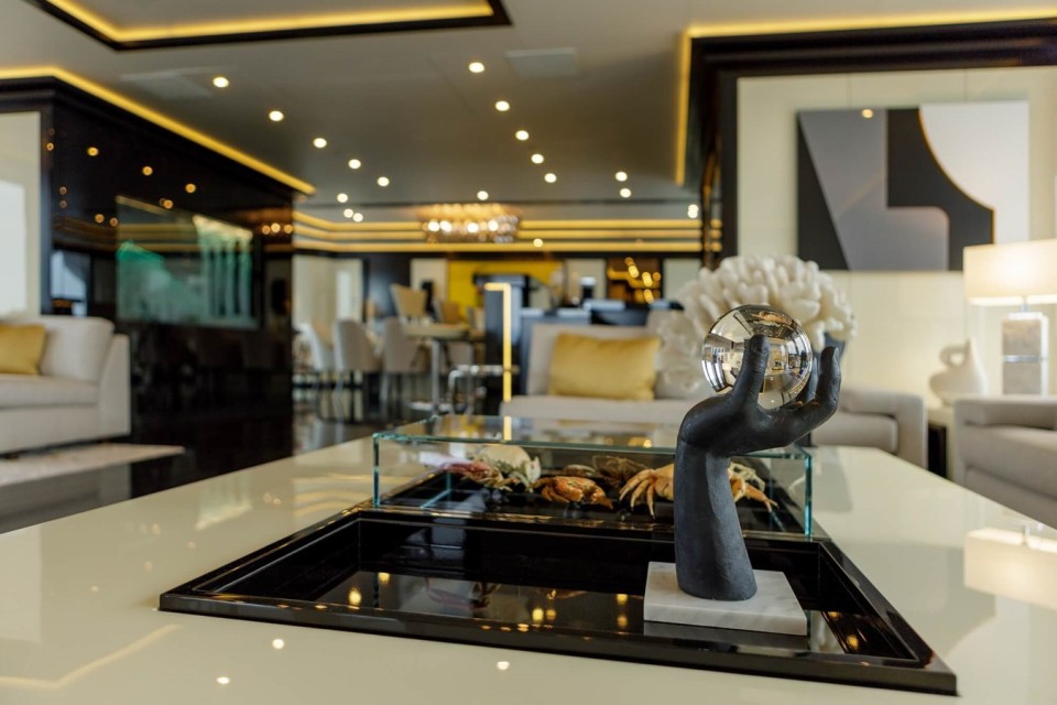 M/Y LADY VERA Yacht #9