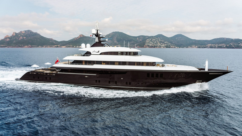 M/Y LOON Yacht #1