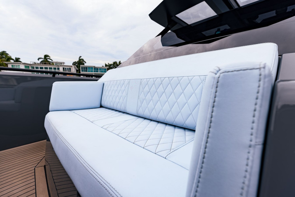 M/Y VANQUISH YACHTS VQ40 Yacht #6