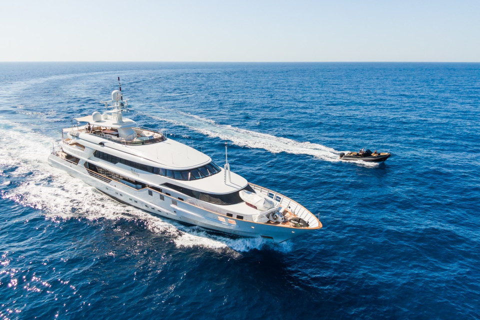 M/Y THE WELLESLEY Yacht #10