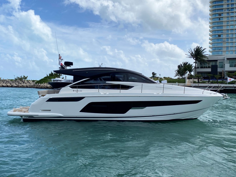 M/Y 2022 FAIRLINE TARGA 50 GT @ CANCUN Yacht #1