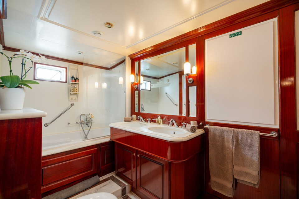 M/Y SEA LION Yacht #13