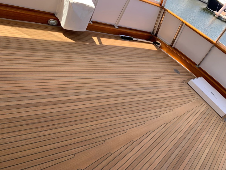 M/Y DOVETAIL Yacht #2