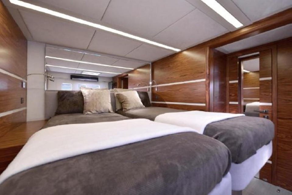 S/Y 2015 SUNREEF 58 Yacht #12