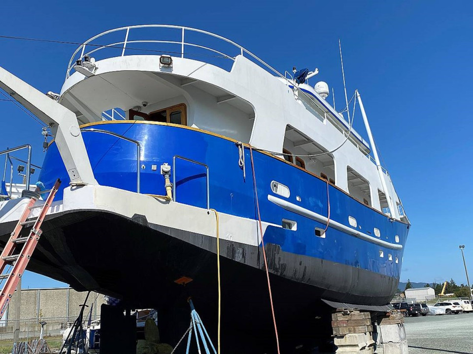 M/Y BEAR PAW Yacht #10