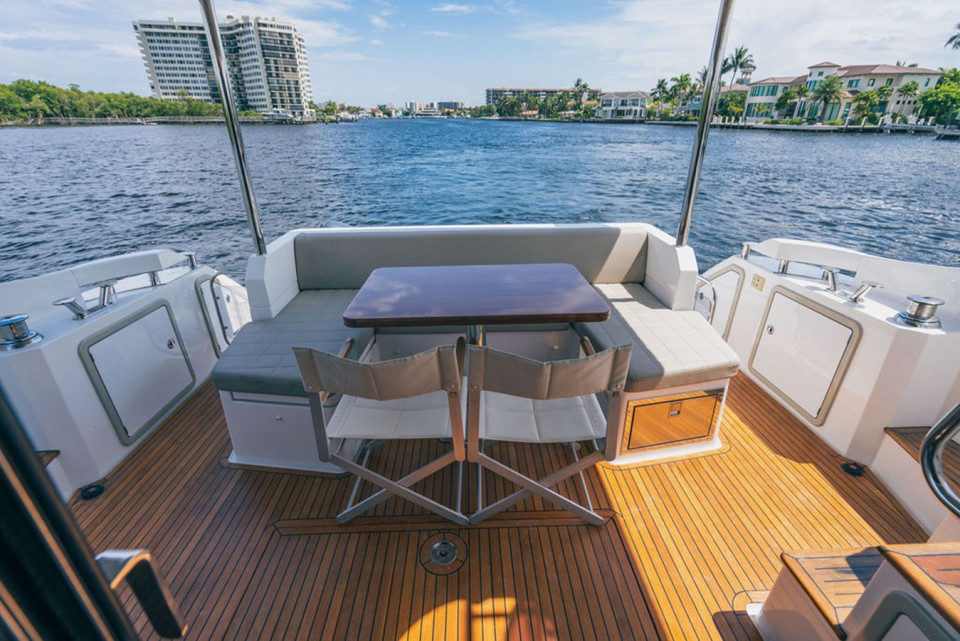 M/Y FIELD OFFICE Yacht #15