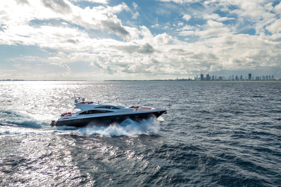 M/Y SUNSEEKER 84 Yacht #14