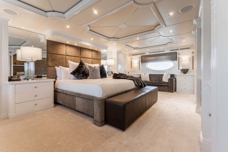 M/Y NICOLE EVELYN Yacht #15