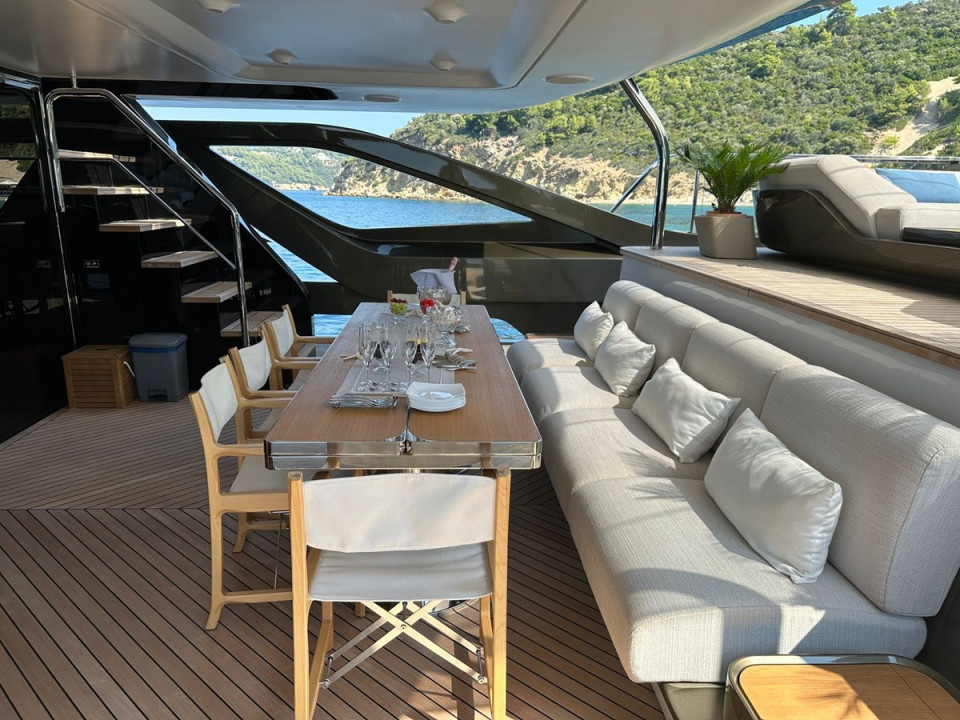 M/Y NG Yacht #14