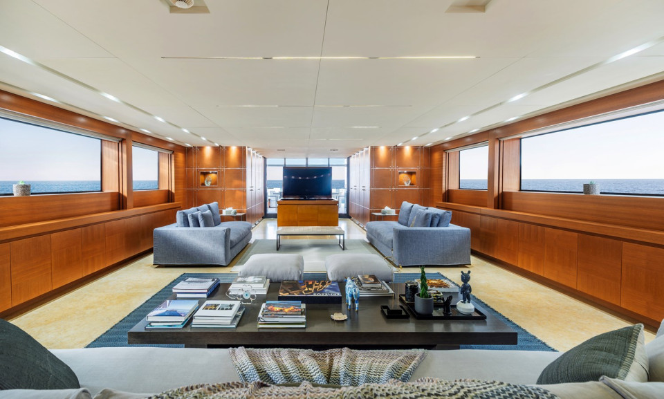 M/Y QUEEN BLUE Yacht #10