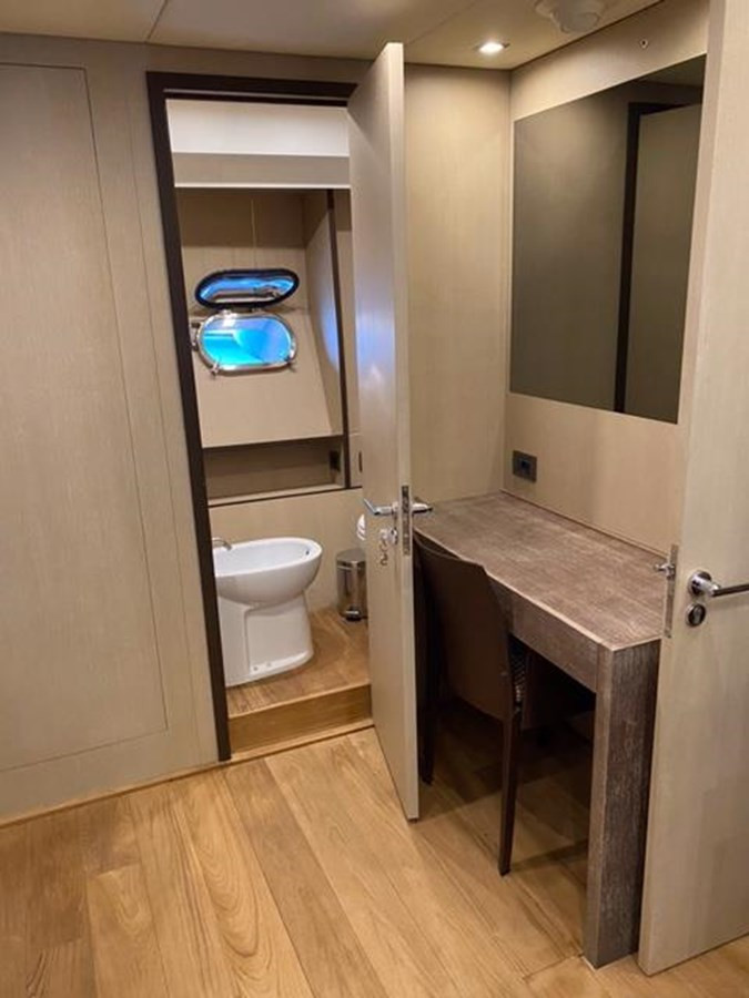 M/Y @LAST Yacht #15