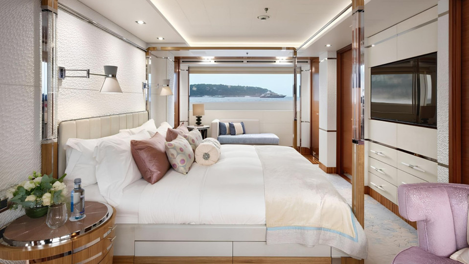 M/Y PHILOSOPHY Yacht #13