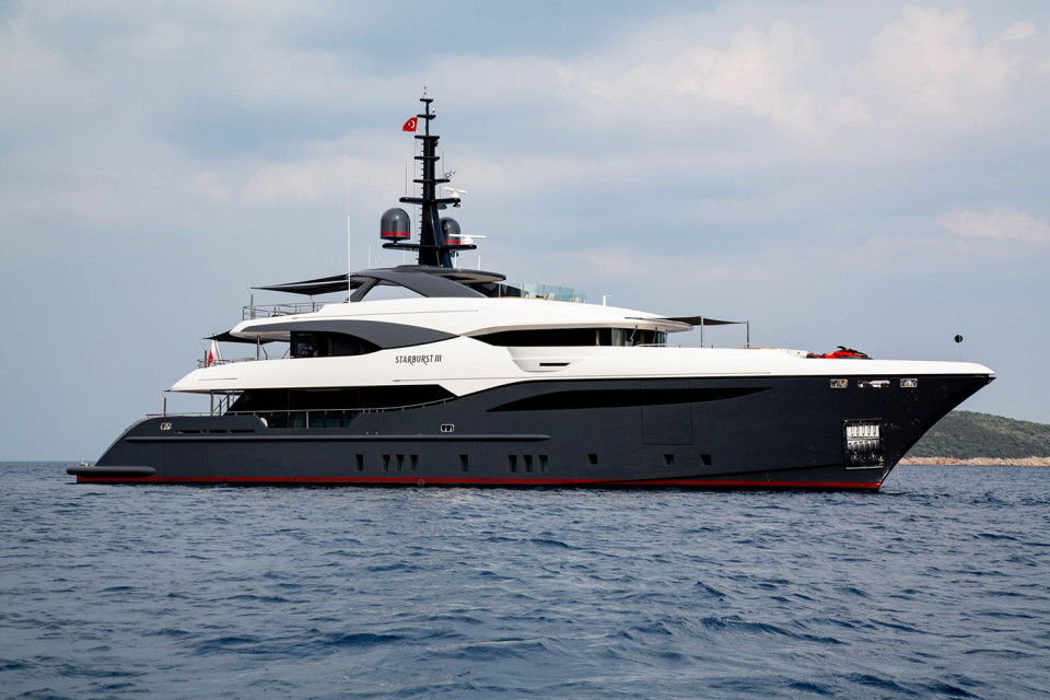 M/Y  STARBURST III Yacht #11