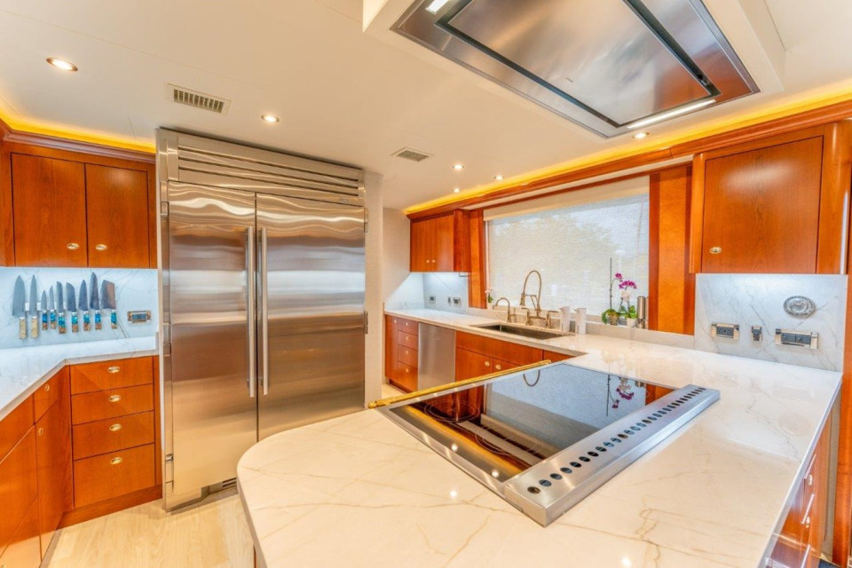 M/Y RELENTLESS Yacht #12