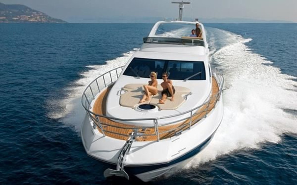 M/Y 2014 AZIMUT 64 FLYBRIDGE Yacht #2