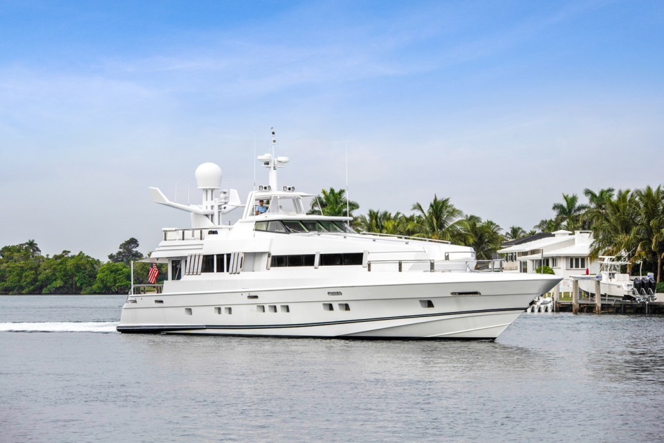 M/Y HIGHLINE Yacht #1