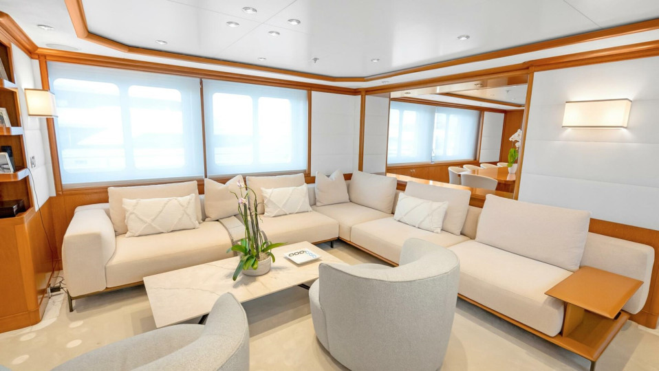 M/Y UNFORGETTABLE Yacht #3