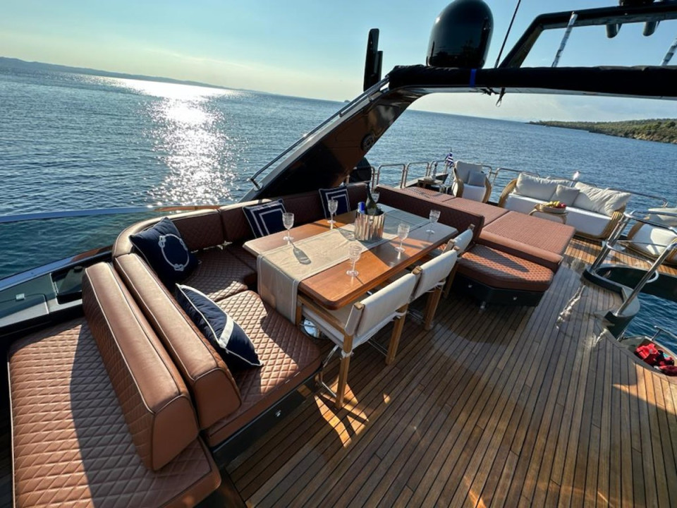 M/Y AOP Yacht #7