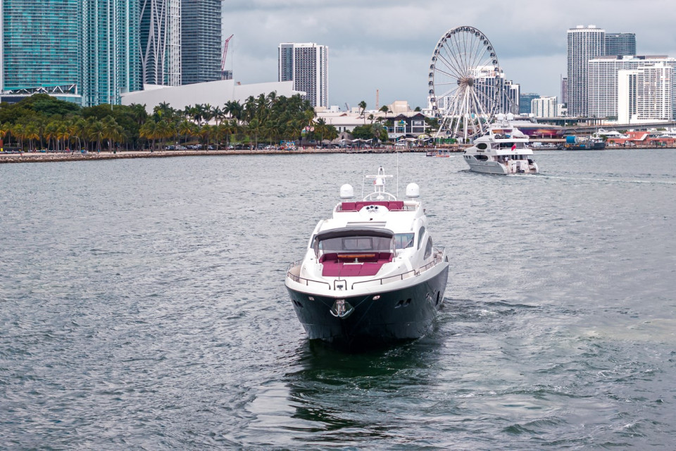 M/Y SUNSEEKER 84 Yacht #11