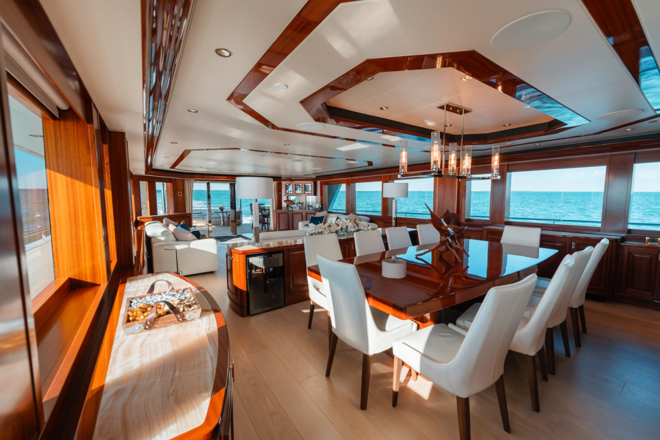 M/Y BLUE TIME Yacht #9
