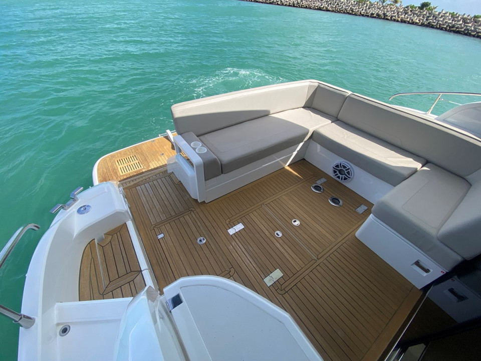 M/Y 2022 FAIRLINE TARGA 50 GT @ CANCUN Yacht #12