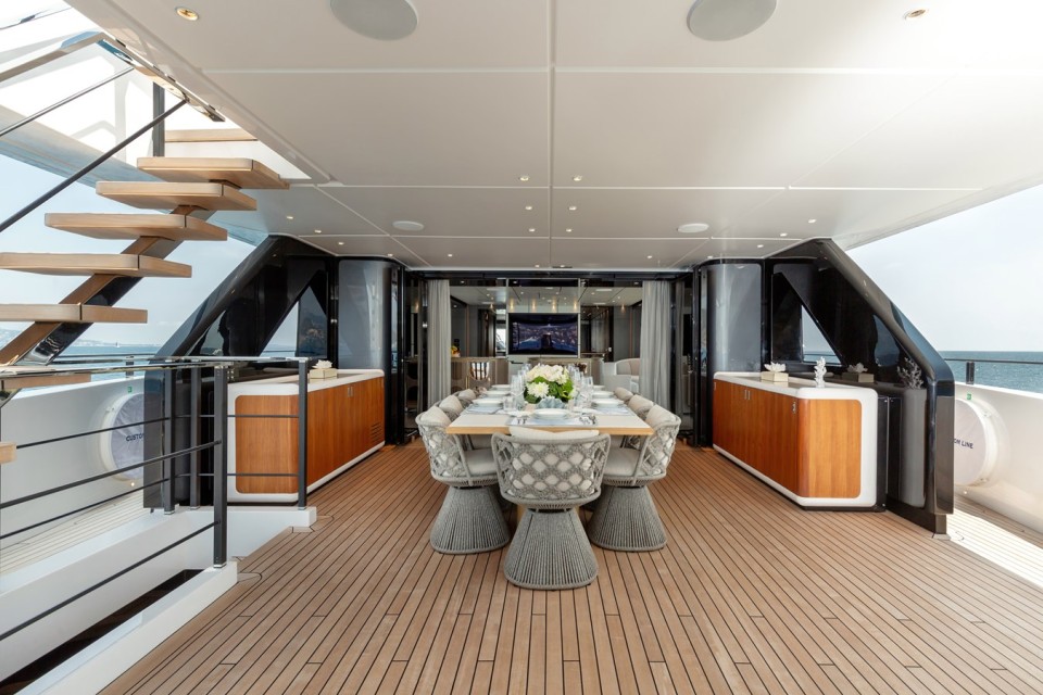 M/Y LADY DIA Yacht #5