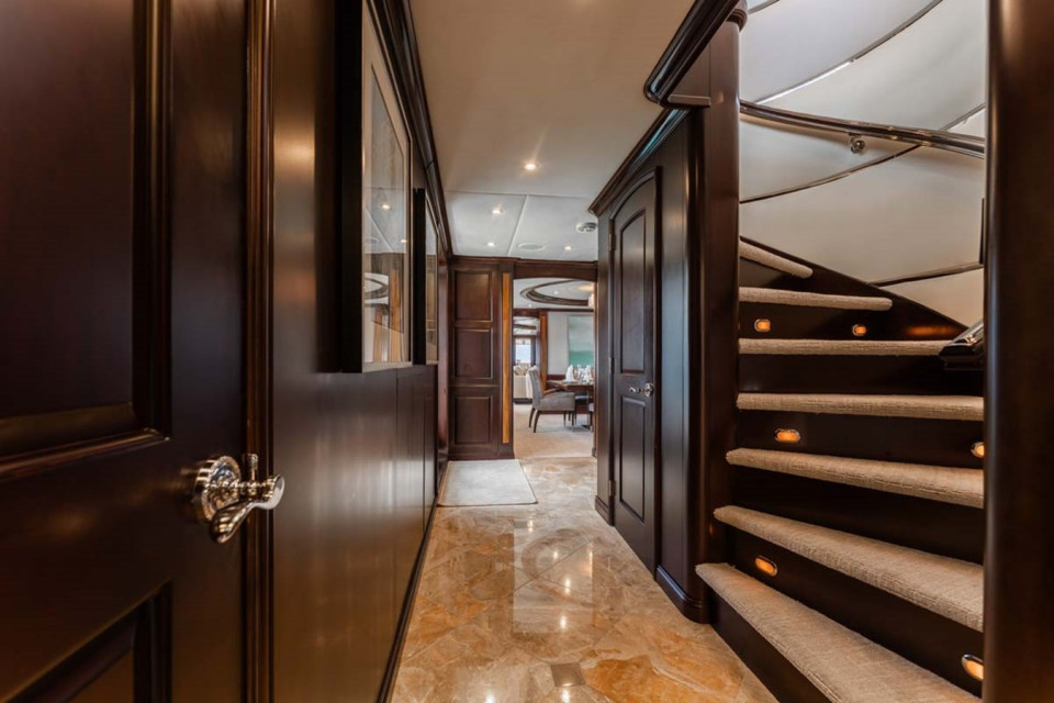 M/Y NICOLE EVELYN Yacht #10